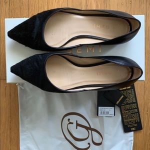 M. Gemí Cashmere Black Flats